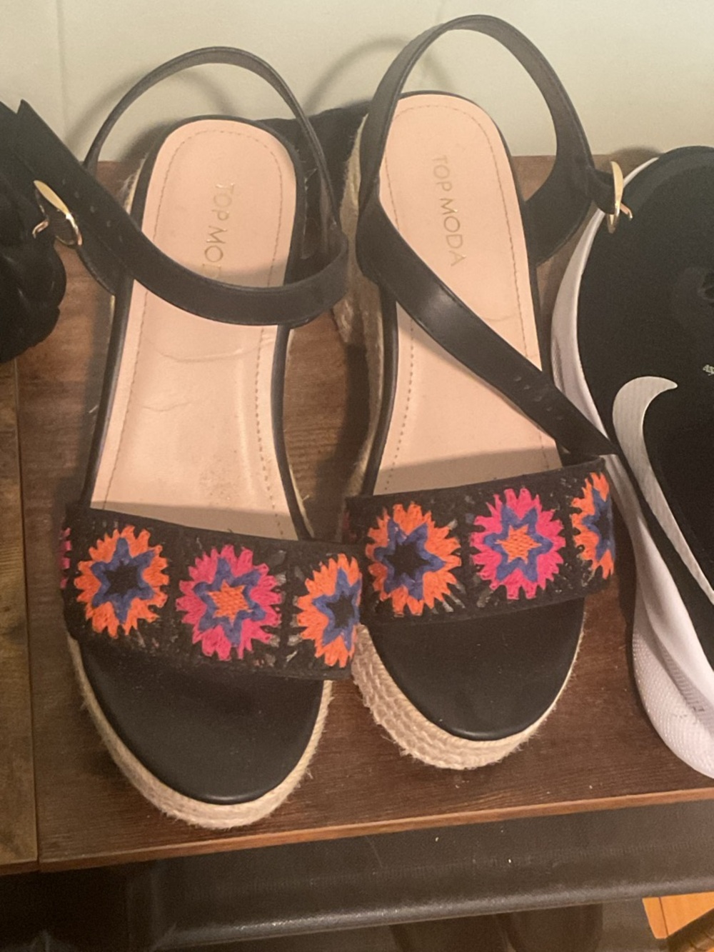 TOP Moda Black Espadrille Platform Sandals with Pink & Orange Embroidery